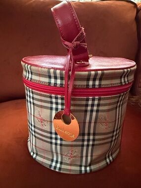 Burberry Haymarket Vanity bag Check design